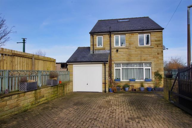 Thumbnail Detached house for sale in Cross Street, Holywell Green, Halifax
