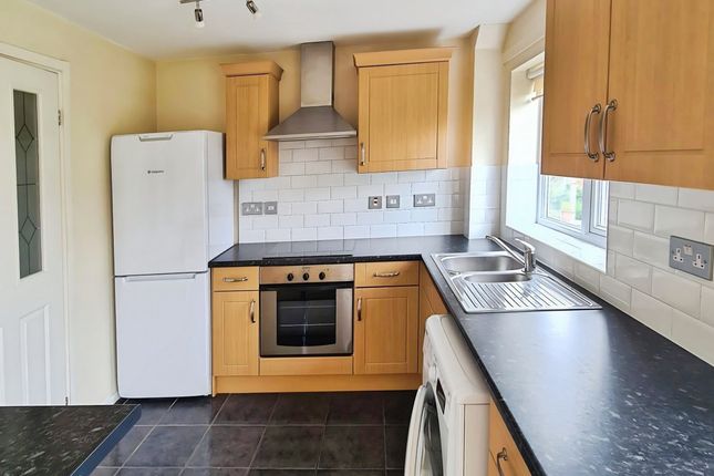16, St Vincent Close, Long Eaton photo 3