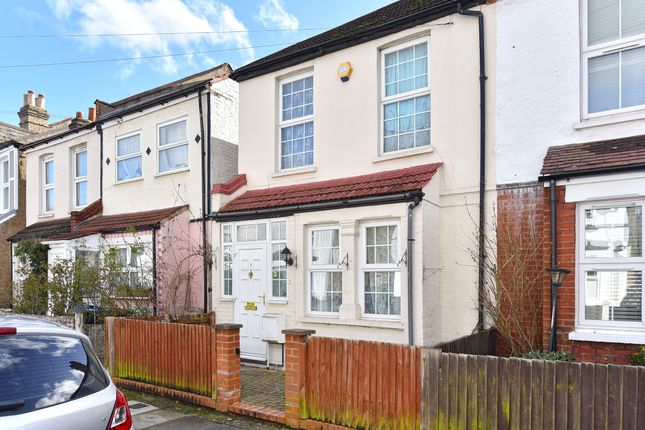 Thumbnail Semi-detached house to rent in Lyveden Road, London