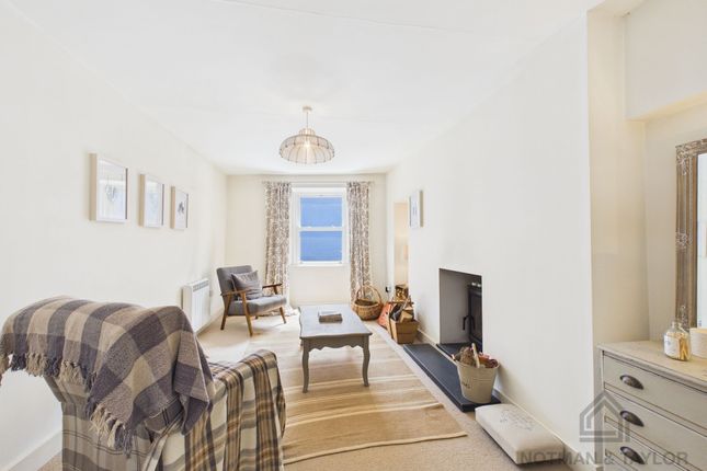 1 Dawes Lane, Torpoint photo 2