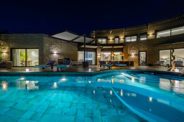 Villa for sale in Gialova 240 01, Greece