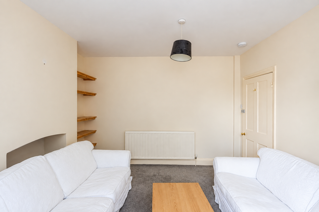 26 Melville Terrace, Bristol photo 3