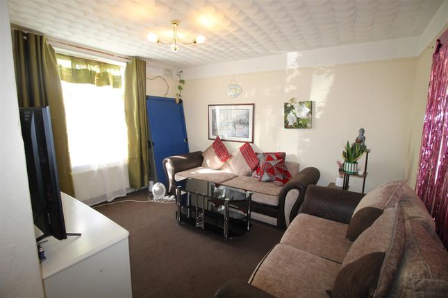 94, Suffield Road, High Wycombe photo 4