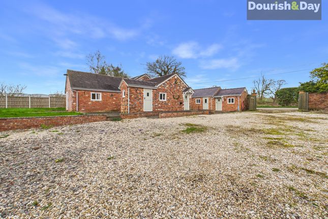 3-bed house on 1 & 2, Fishermans Cottage, Whitchurch, £320,000