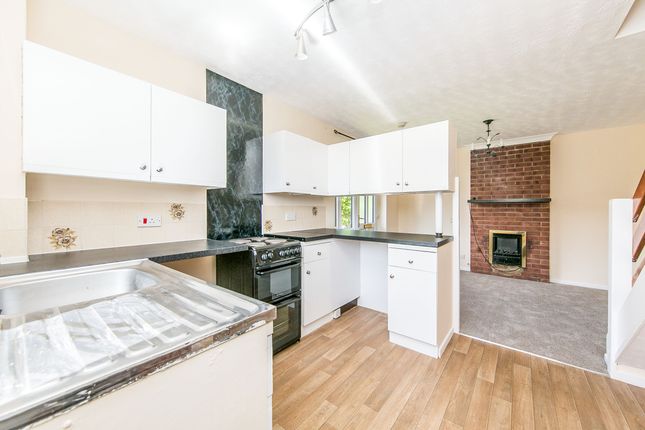 16, Oldfield Road, Ipswich photo 4