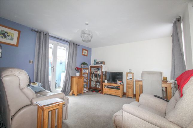 1G, Adcroft Drive, Wiltshire photo 4