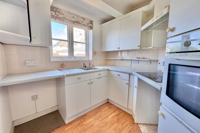 37 St Aldhelms Court, De Moulham Road, Swanage photo 4