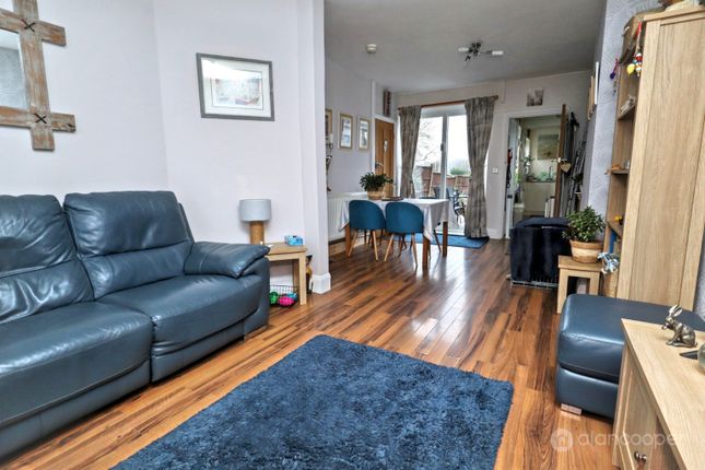 130, Camp Hill Road, Nuneaton photo 4