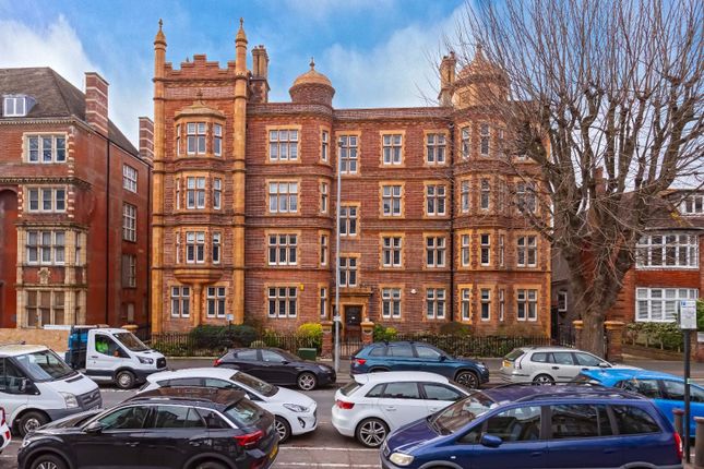 Thumbnail Flat for sale in The Drive, Hove