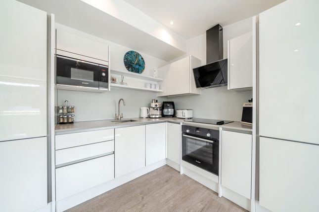 Flat 8 Ellesdon House,, 302 Broadway,, Bexleyheath photo 4