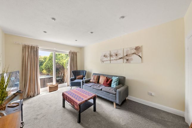 1274, Greenford Road, Greenford photo 4