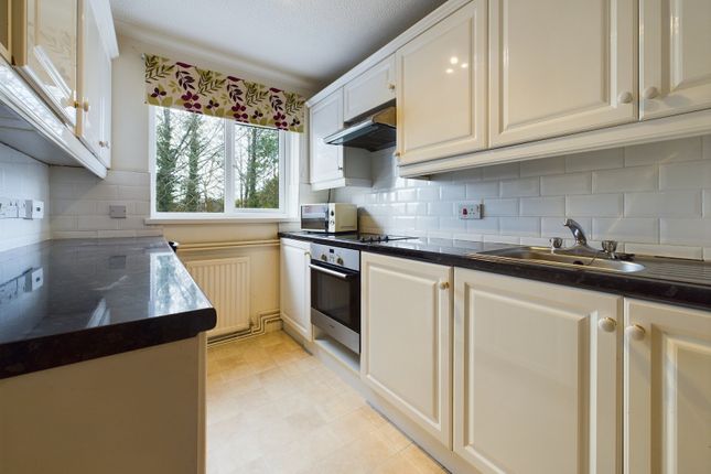 22 Cwrt Deri, Heol Y Felin, Cardiff photo 2