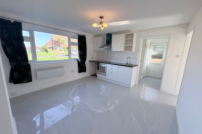 1a, EASTBOURNE photo 4