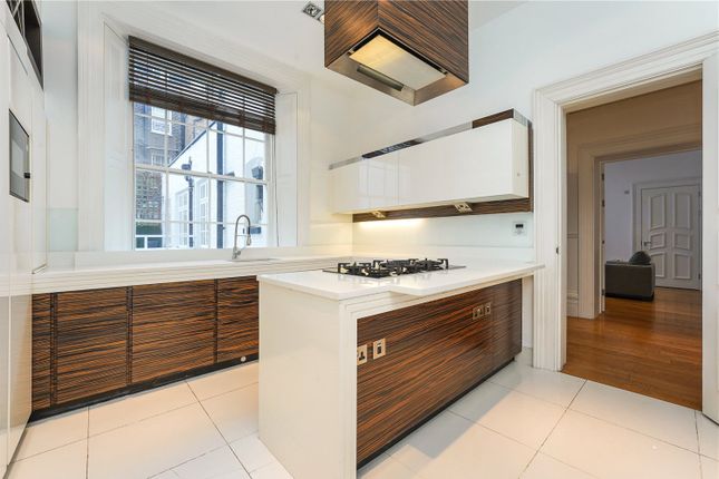 Thumbnail Flat to rent in Eccleston Square, Pimlico, London