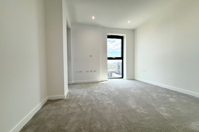 Woodberry Down, Woodberry Grove, London photo 4