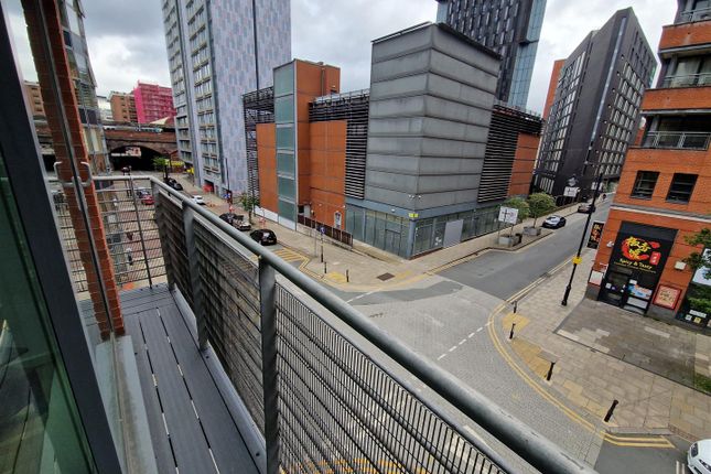 Apartment 12, Pearl House,  2 Lower Ormond Street, Manchester photo 4