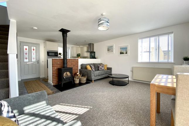 Detached House, Rea Barn Close, Brixham photo 4