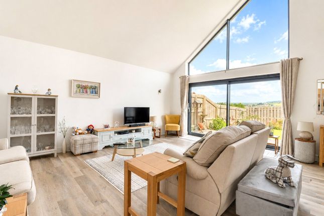 2 Aquamarine Drive, Barnstaple Devon, Devon photo 4