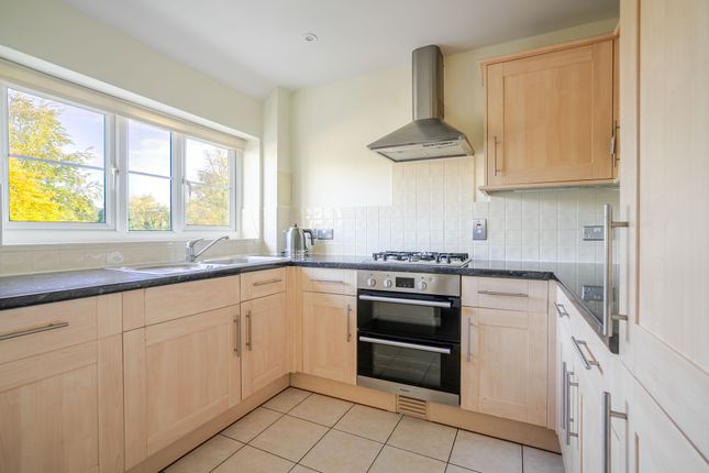 4a Green Lane, Windsor photo 2