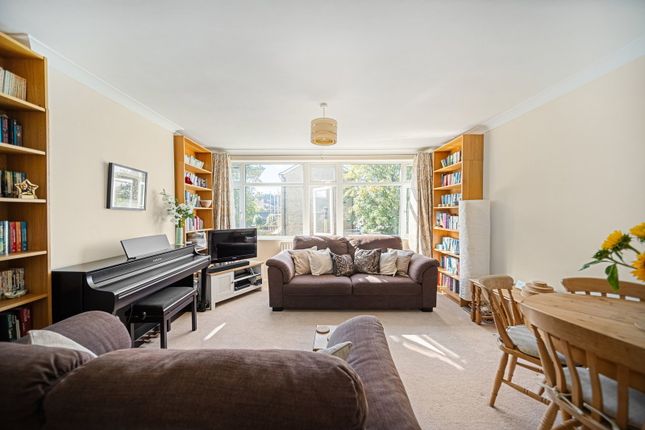 77, Pelton Road, London photo 4