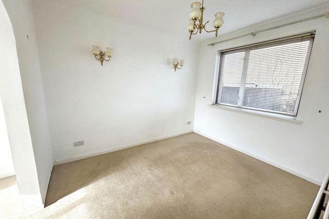 29, Sherburn Park Drive, Newcastle Upon Tyne photo 5