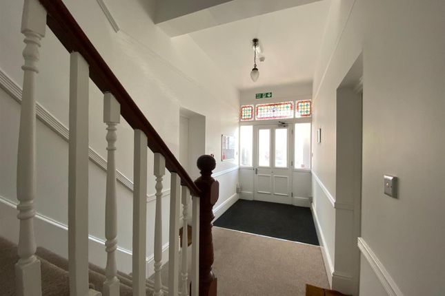20, Lyndhurst Court, Whitelow Road, Chorlton photo 4