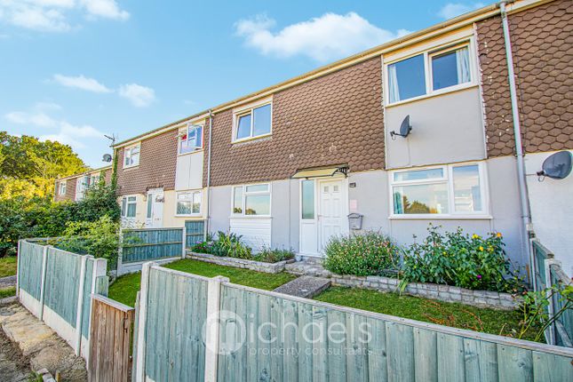 Thumbnail Terraced house for sale in Scott Close, Braintree