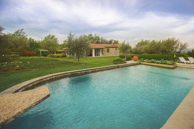 Villa for sale in Arezzo, Arezzo, Toscana