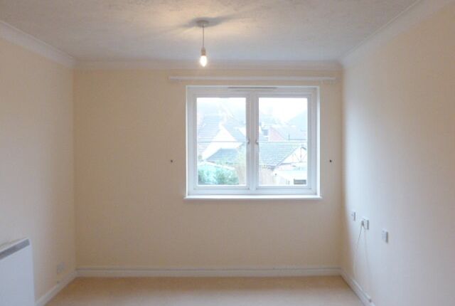 1 Bed Flat To Rent In Coleman Court Station Road Clacton
