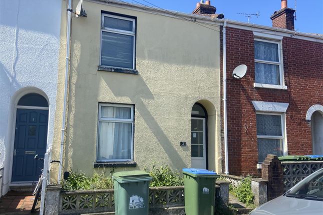 Thumbnail Terraced house to rent in Castle Street, Inner Avenue, Southampton