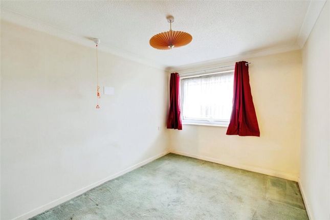 Flat 32, Homeview House, Seldown Road, Poole photo 4