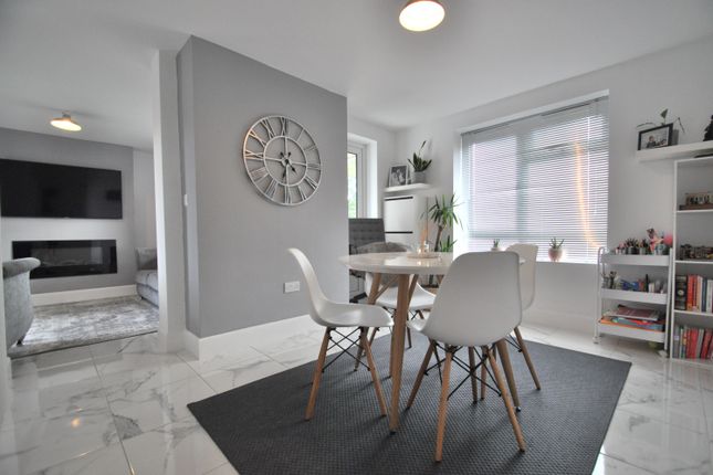 Flat for sale in Kemsing Close, Hayes, Bromley, Kent