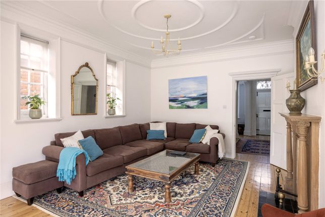 17, Hazlewell Road, London photo 3