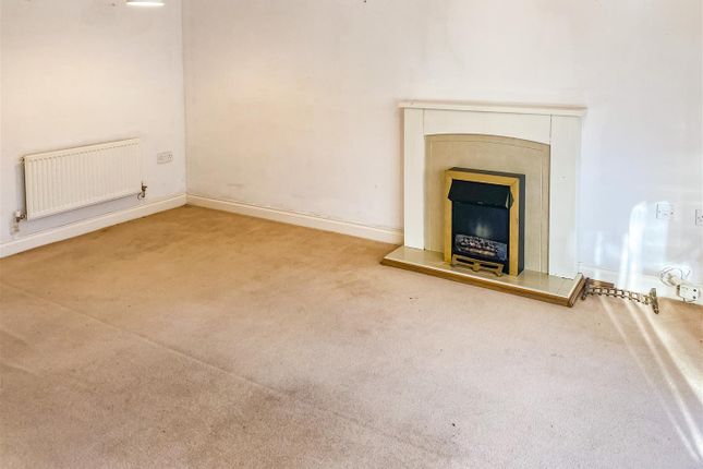 24, Weavers Reach, Wellington photo 3