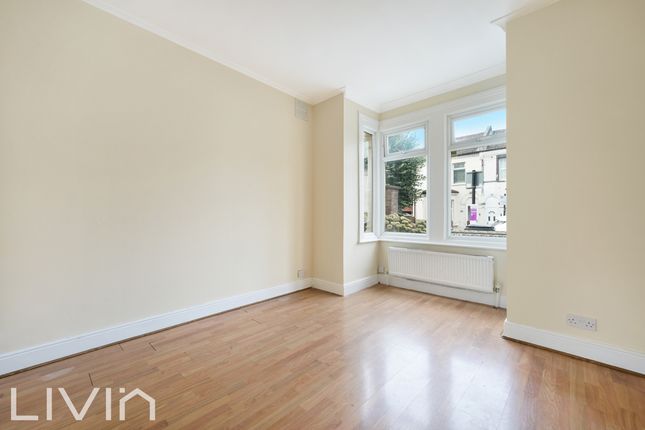 2 Lancing Road, Croydon photo 4