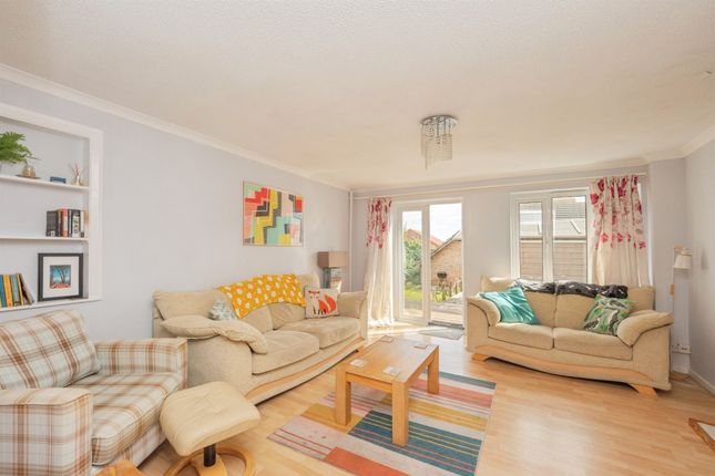 36c, Hillcrest Road, Weymouth photo 3