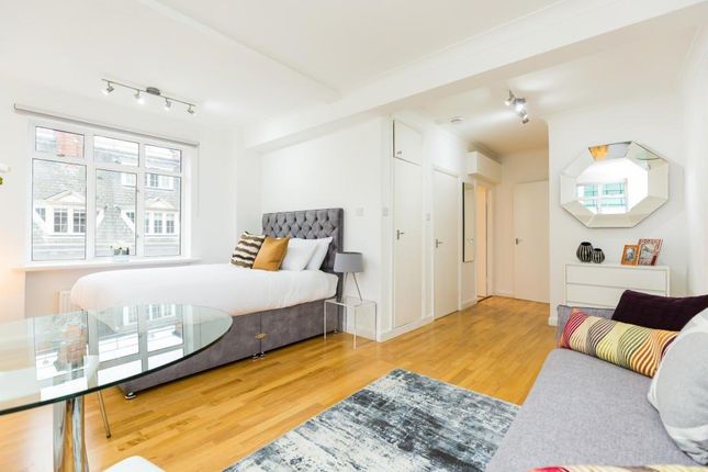 Studio flat on Flat 44 Warren Court, 293-295 Euston Road, London, £2,400/mo
