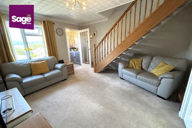 24, Chester Close, Pontypool photo 2