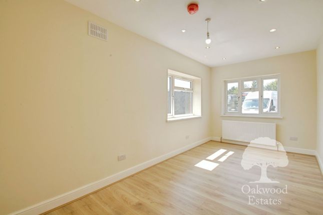 Flat 2, Baytree House, Sutton Lane, Langley photo 2