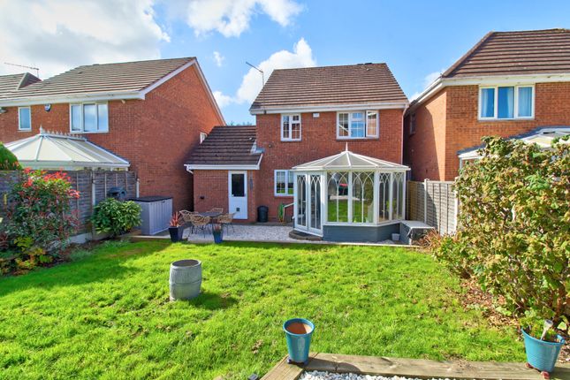 2, Cameo Drive, Stourbridge photo 2