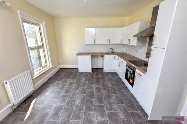 Flat B, 1, Clifton Road, Tunbridge Wells photo 2