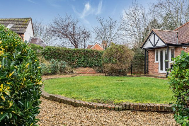 5, Park Court, Oxfordshire photo 2