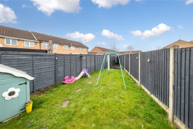 End terrace house for sale in Rochford Drive, Luton, Bedfordshire