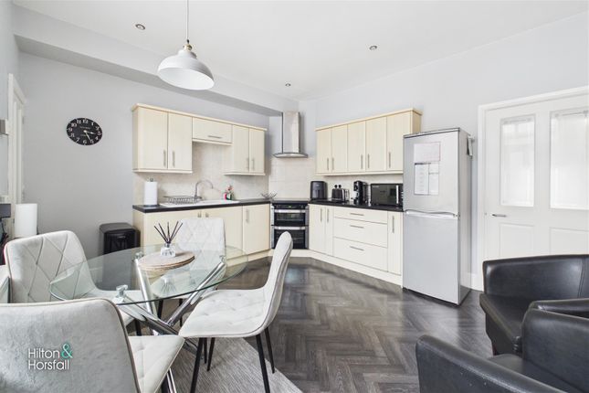 23, York Street, Barnoldswick photo 4