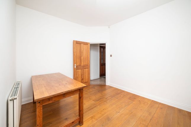 71 Dartmouth Road, London, Greater London photo 4