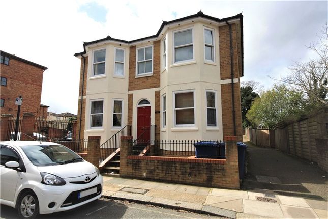Thumbnail Flat for sale in Langley Drive, London