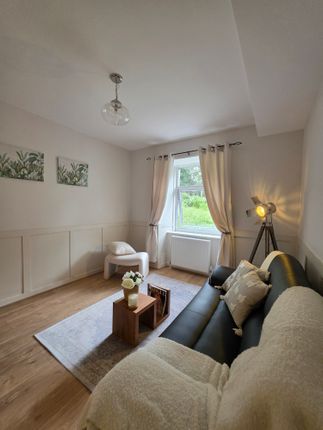 18, South Street, Greenock photo 5