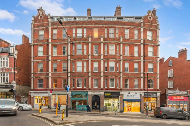 Flat for sale in Goldhurst Mansions, Goldhurst Terrace