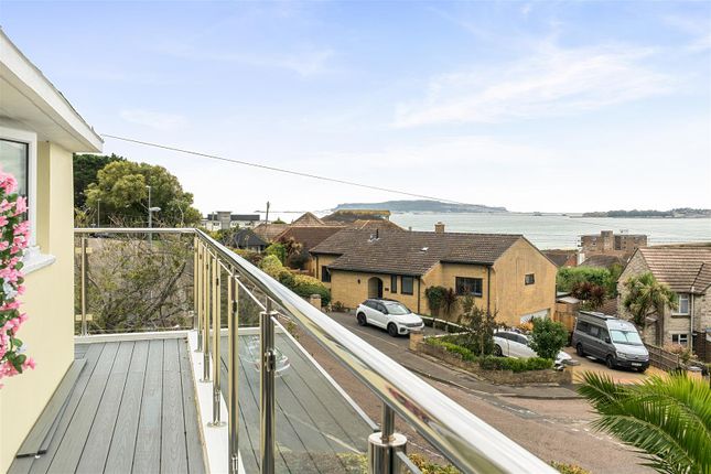 4, Overcombe Drive, Weymouth photo 4