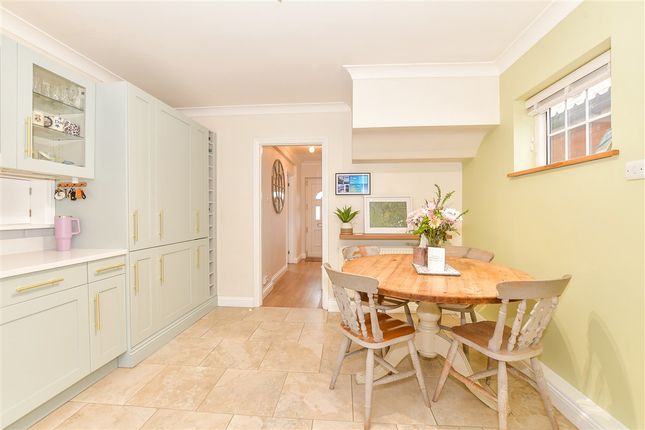 3-bed detached on Pound Road East Peckham, Tonbridge, £475,000